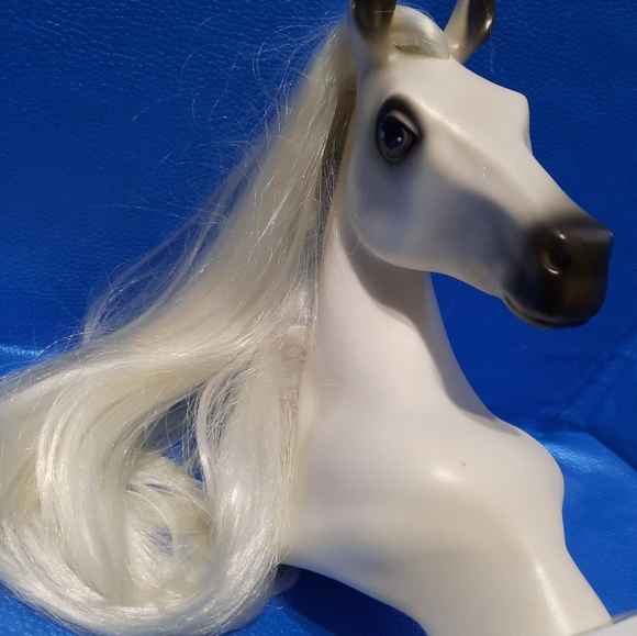 Breyer Mane Beauty White Stallion Bust Breyer Reeves Int Styling Head Bookend? - Picture 9 of 10